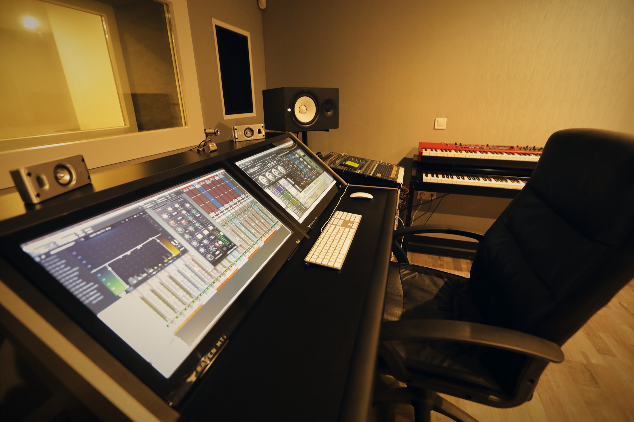 Mezcla profesional en estudio de grabación en Madrid