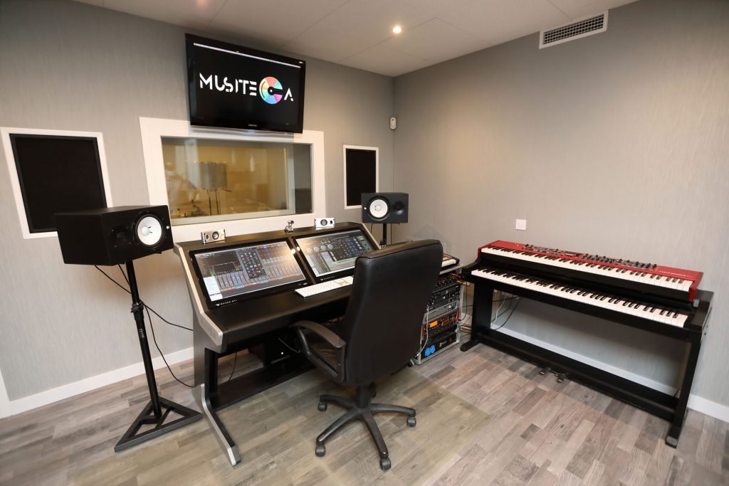 Estrenamos nuestro estudio